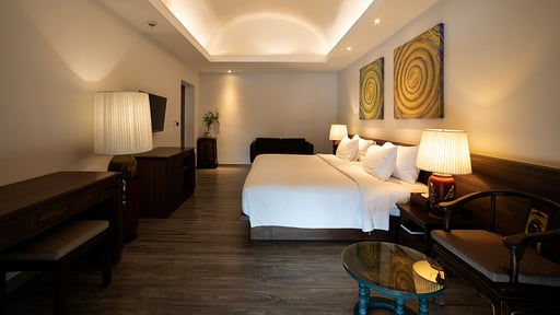 Celes Tropical Suite Bedroom 1