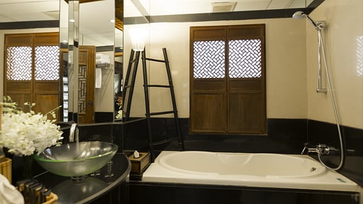 Chakrabongse Pool View Suite Chambre 1
