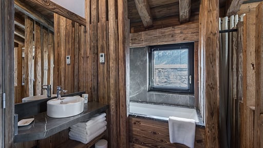 Chalet Artemis Bedroom 2