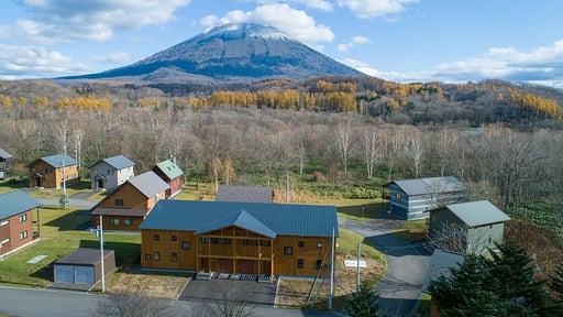 The Country Resort - Chalet Biwa Surroundings