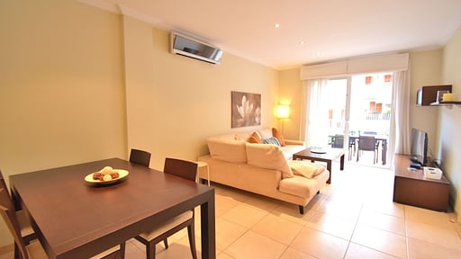 Chalet Ca n'Amer Dining area 1