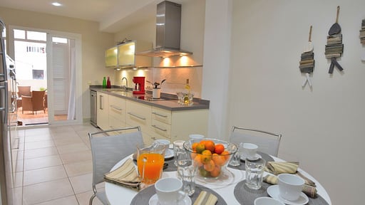 Chalet Ca n'Amer Dining area 2