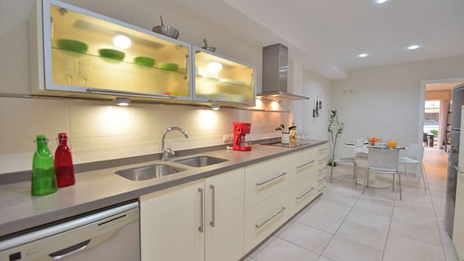 Chalet Ca n'Amer Kitchen