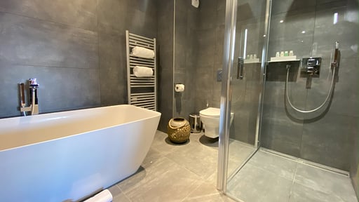 Chalet Centenary Bedroom 1