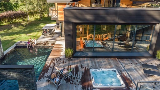 Chalet Dalmore Swimming pool