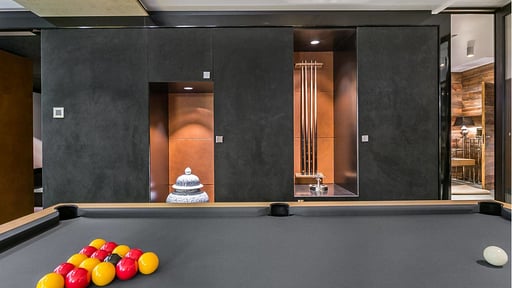 Chalet Des Sens Billiard