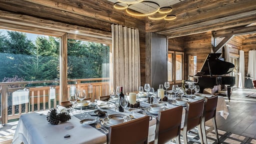 Chalet Des Sens Dining area