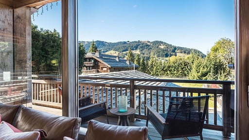 Chalet Des Sens Terrace/Veranda