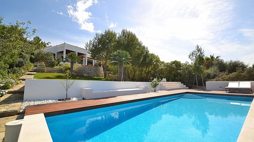 Villa Dragonera Бассейн