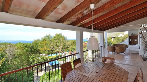 Villa Dragonera Обеденная зона