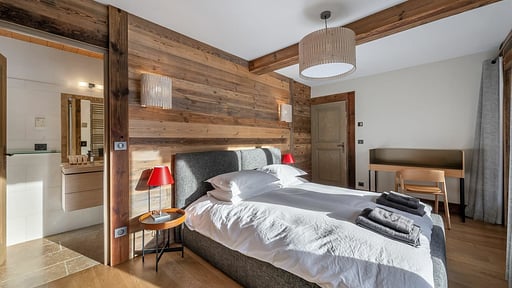 Chalet Duchesse Bedroom 1