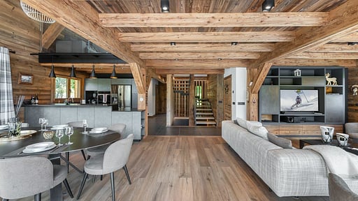 Chalet Eastwood Salon