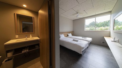 Chalet Echo Rocks Bedroom 4