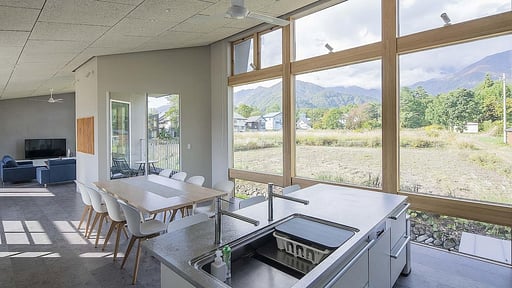 Chalet Echo Rocks Kitchen