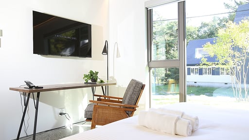 Chalet Eminence Bedroom 1