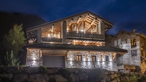 Chalet Face a Face Others