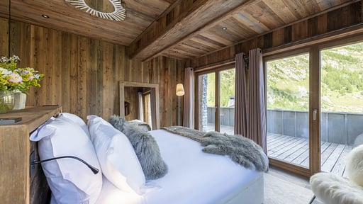 Chalet Face a Face Bedroom 1