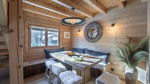 Fanny A La Montagne Dining area 1