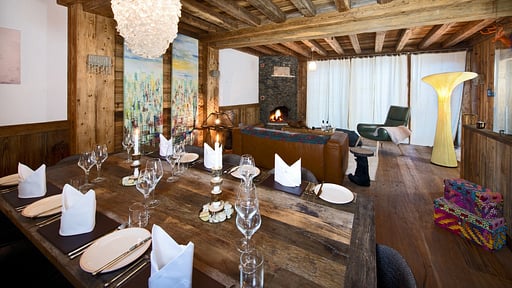 Chalet Genepy Dining area