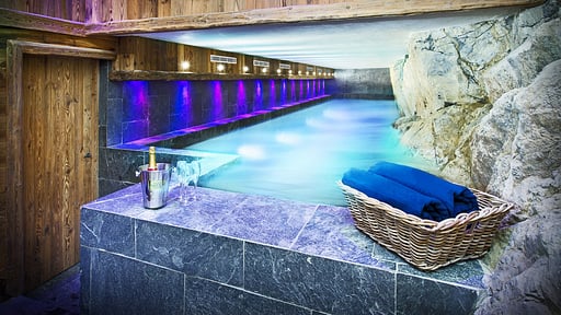 Chalet Genepy Swimming pool