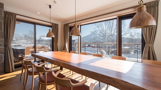 Chalet Hakuchōzan Dining area