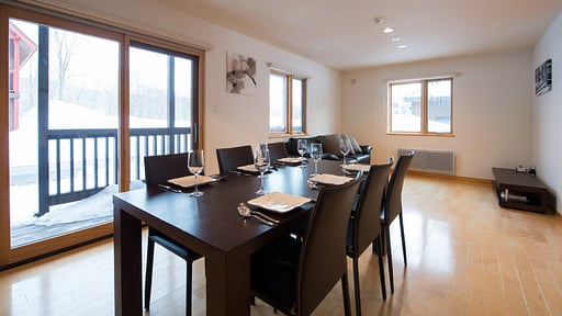 The Country Resort - Chalet Hamana Dining area