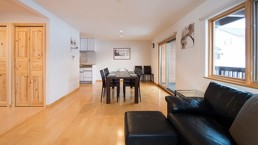 The Country Resort - Chalet Hamana Dining area