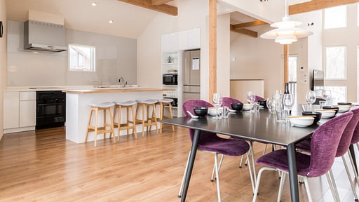 The Orchards - Chalet Haru Dining area