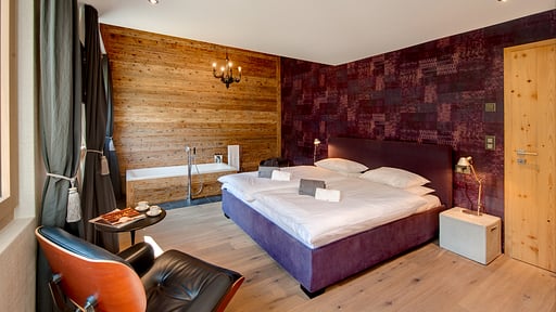 Chalet High 7 Penthouse Bedroom 1