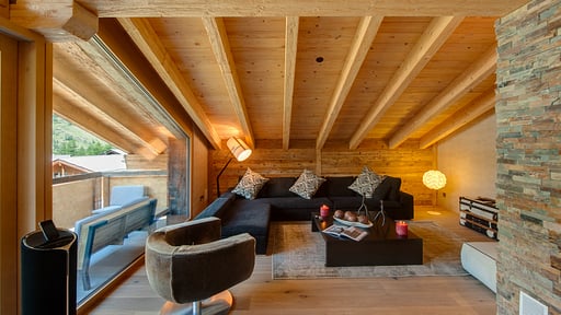 Chalet High 7 Penthouse Living room
