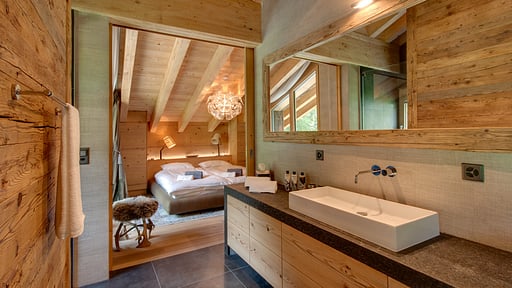 Chalet High 7 Penthouse Bedroom 2