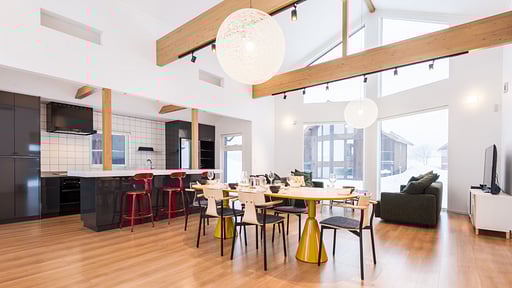 The Orchards - Chalet Icho Dining area