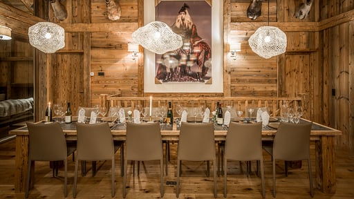 Chalet Inoko Dining area