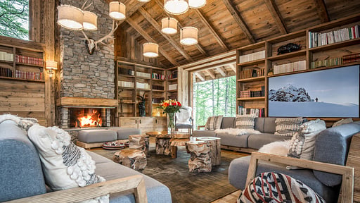 Chalet Inoko Living room 1