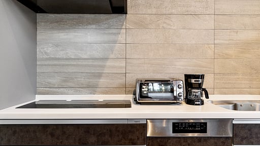 Chalet Jade A Kitchen