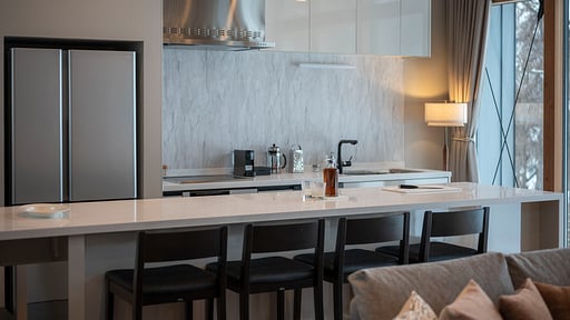 Chalet Kumirin Dining area