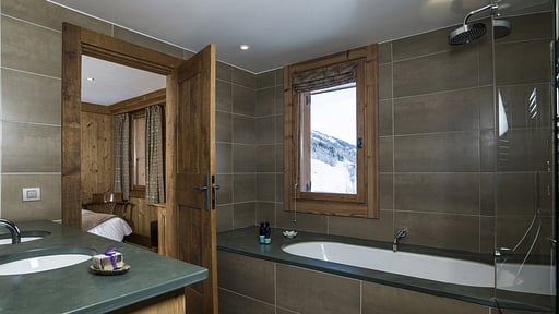 Chalet Lapin Blanc Bedroom 1