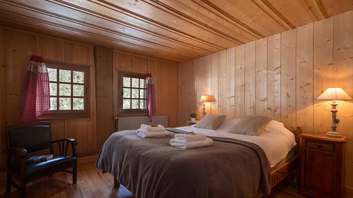 Chalet Le Solerey Bedroom 2