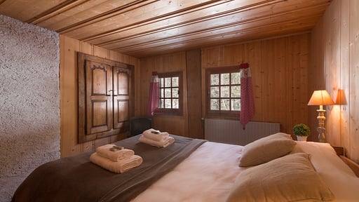 Chalet Le Solerey Bedroom 2