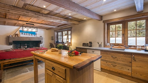 Chalet Le Solerey Kitchen