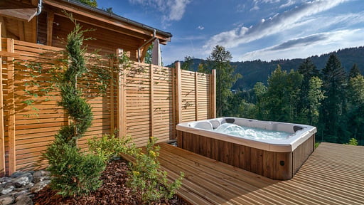 Chalet Lorne Jacuzzi