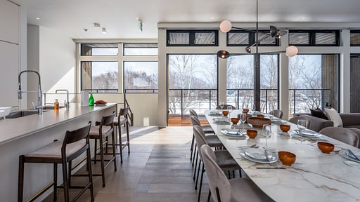 Chalet Mokuren Dining area