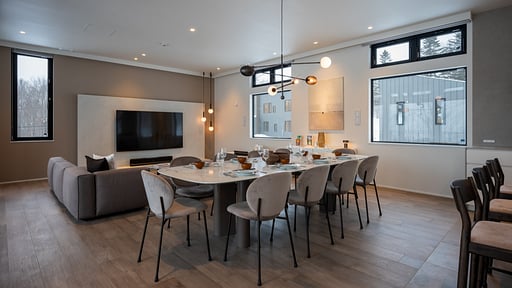 Chalet Mokuren Dining area