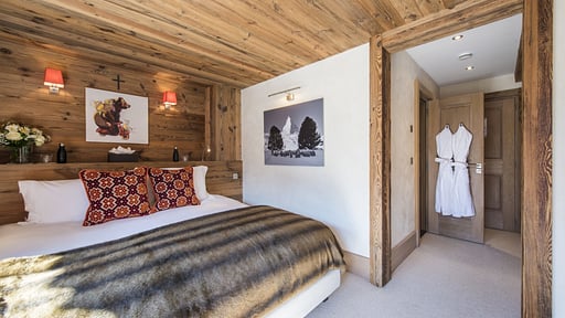 Chalet Mont Tremblant Bedroom 2