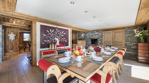Chalet Mont Tremblant Dining area