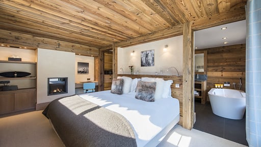 Chalet Mont Tremblant Bedroom 5
