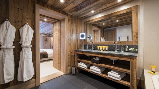 Chalet Mont Tremblant Bedroom 4