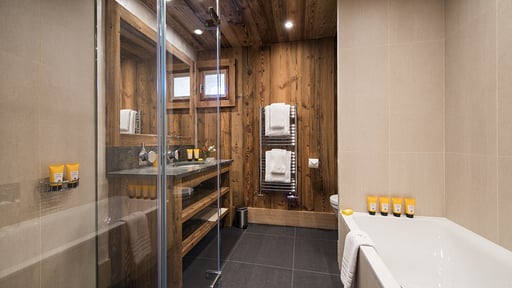 Chalet Mont Tremblant Bedroom 3