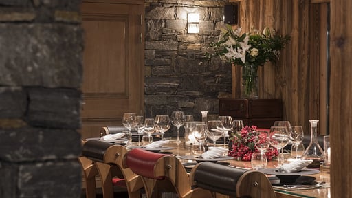 Chalet Mont Tremblant Dining area