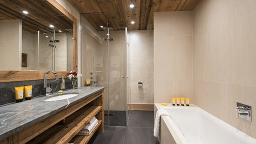 Chalet Mont Tremblant Bedroom 2
